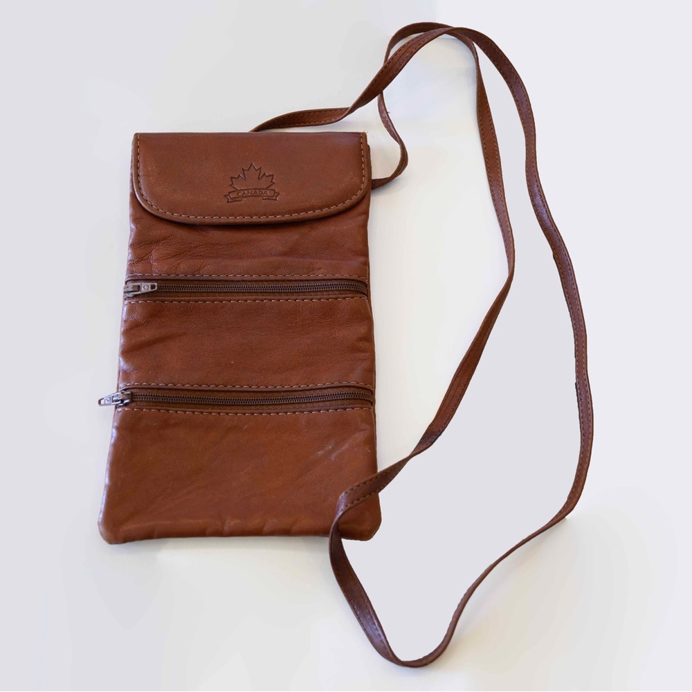 Elegant Maple Brown Crossbody Bag